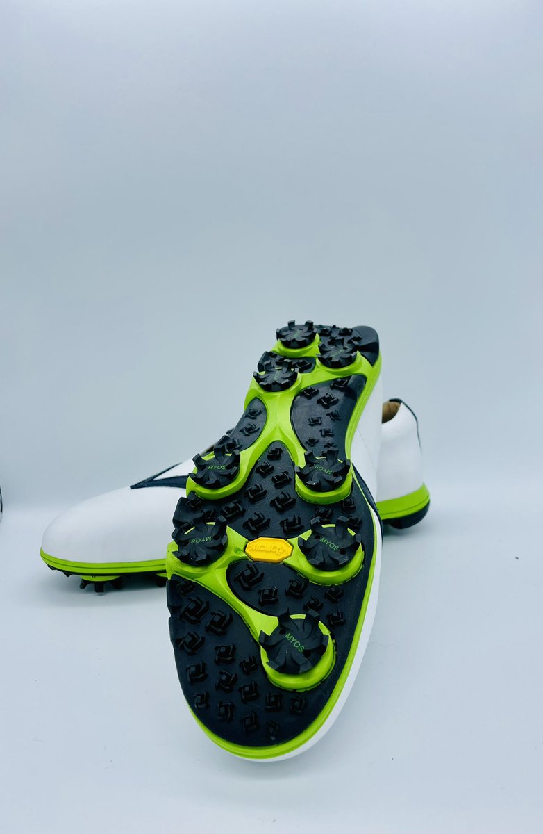 myos4golf's tweet photo. Our distinctive green &amp; black @vibram sole 😍 #bespoke #golfshoes #madeinSpain https://t.co/ukHtF1LvdL