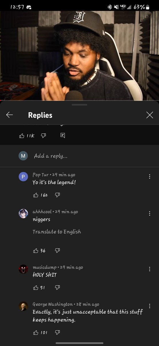 MoonLogic5's tweet image. Black Twitter please get this cracker.