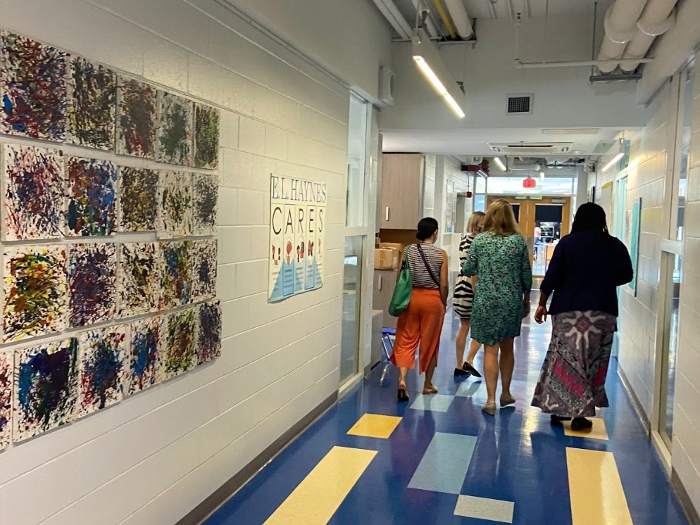 dcpcsb's tweet photo. .@dcpcsb ED, Dr. Walker-Davis + Board Chair Crusey stopped by @elhaynespcs in #Ward4 to celebrate the first week of school! 🤩
The pair met with Principal Stoetzer to discuss growth, enrollment, and the importance of recruiting a pool of new and diverse #teachers! 📚 #DCcharters https://t.co/R8QPKeAar0