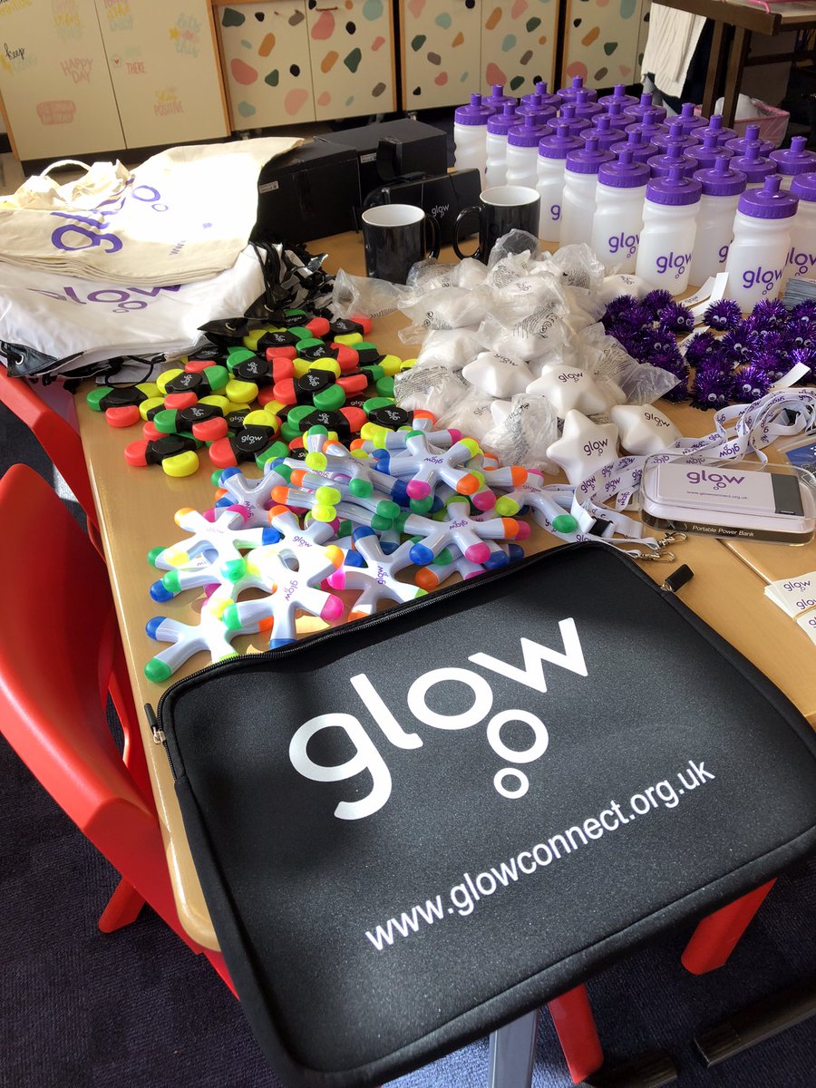 SamfatAE's tweet photo. A massive thank you to @GlowScot for the fantastic Glow goodies they sent us for their #ItsTimeToGlow giveaway. Totally unexpected and so appreciated. The staff and pupils will get some lovely surprises this year. @KirkcaldyHigh https://t.co/oUOtTQYnyW