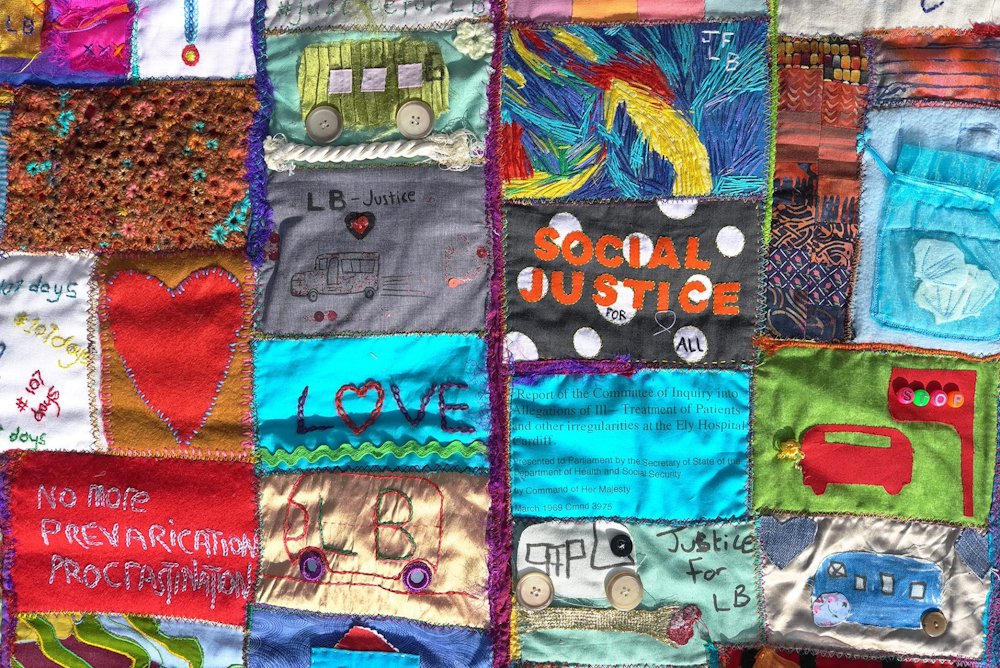 Delighted the #JusticeForLB quilt will be part of a @PHMMcr exhibition about activism for a year from Nov (full details to be announced).👊 Bloody love Manchester.