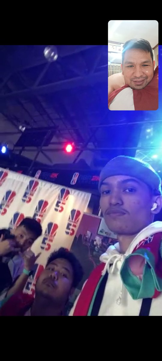 Aaldavid's tweet photo. Team Huddle: End of Quarantine for Domo. @LGE_Domo @IcecreamLge @LGE_Domo @2k_observer @ianserranilla @LausGroupEsport @NBA2KLeague
#TeamApac https://t.co/fdV1JlIESO