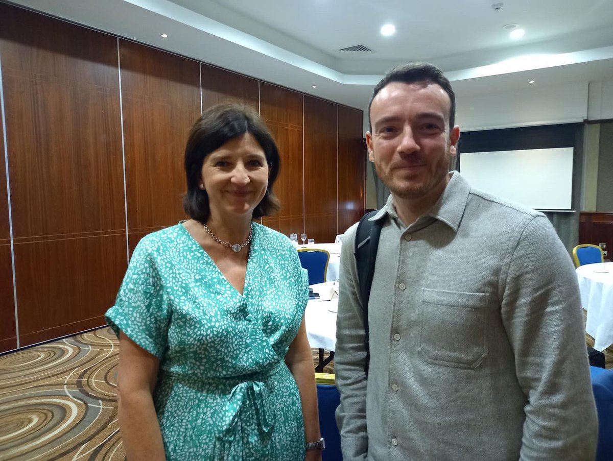 brc_partnership's tweet photo. We had the pleasure of closing out our first line managers program for @NIElectricity today.

The teams delivered excellent presentations on ‘Embedding A Safety Culture’ and ‘Living the vision and values of NIE Networks

#brcpartnership #leadershipdevelopment #coachingsolutions https://t.co/jKLmBY82kY