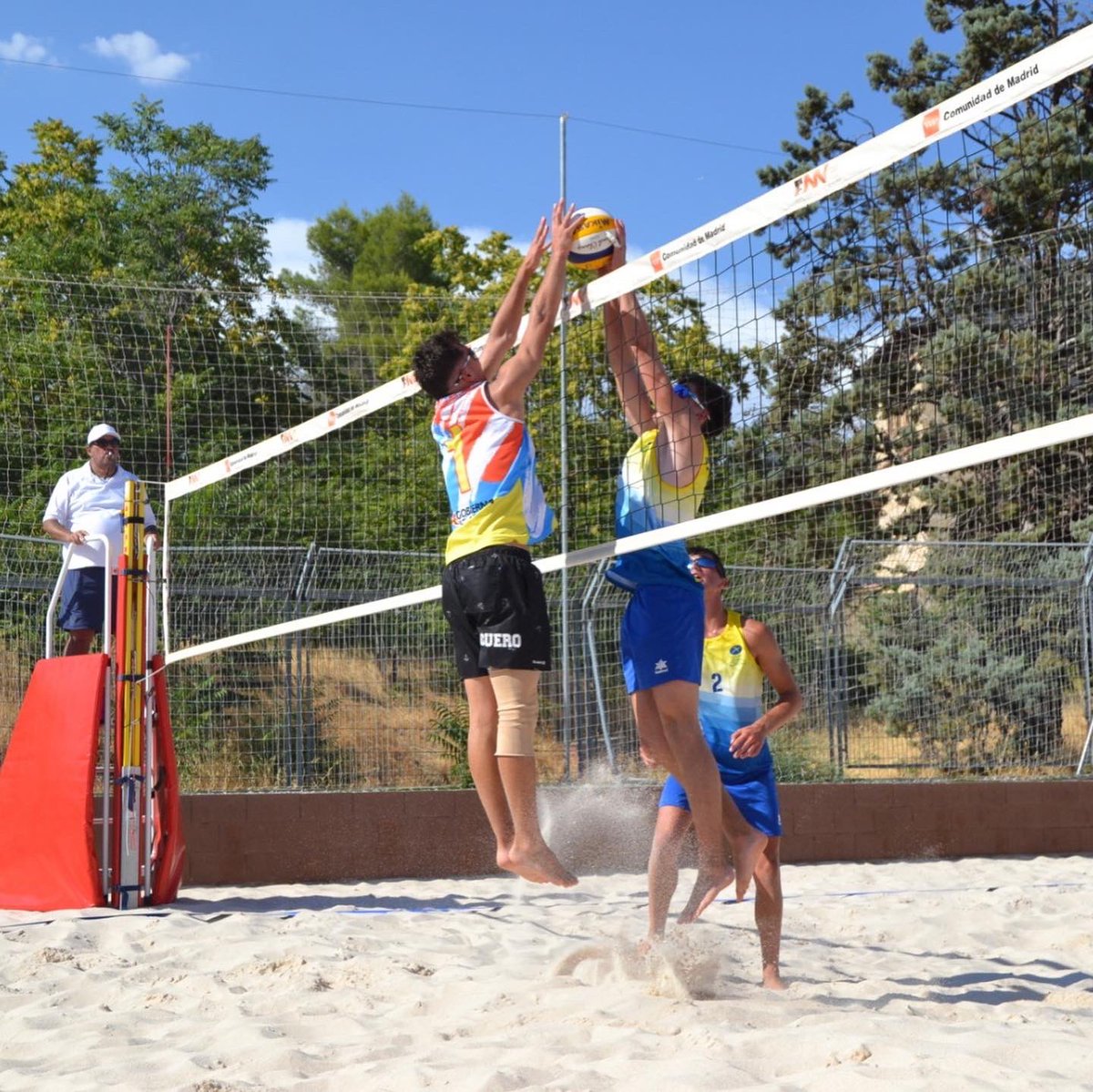Club Voleibol Zaragoza tweet media