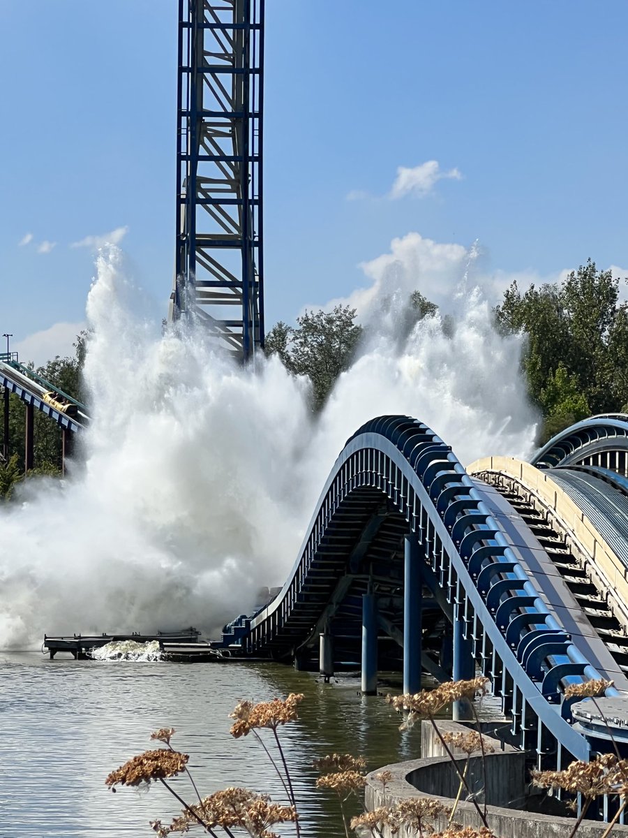 Pmac1962's tweet photo. Couldn’t wait any longer for ⁦@SixFlagsOverTX⁩ to open the new Mack ride, so representing everyone ⁦@acesouthcentral⁩ I went to Belgium to give it a try. Great ride every park should get one. https://t.co/4jIusCkDzo