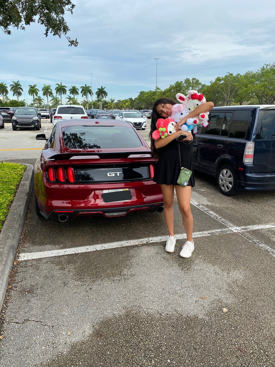 Pepé Le Pew tweet media