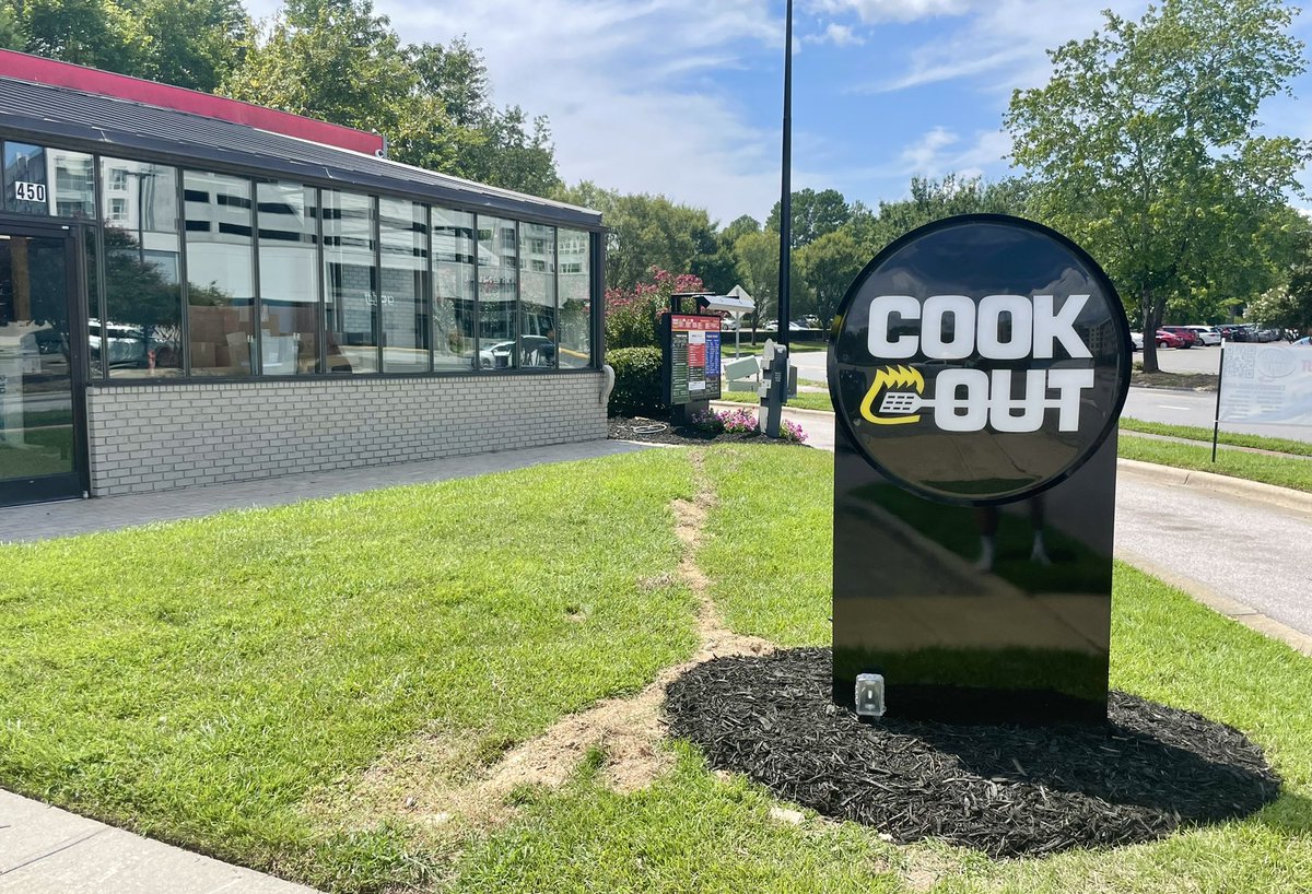 RossMartinNC's tweet image. The new Chapel Hill Cook Out on the corner of S. Elliott &amp;amp; Fordham is hoping to open as soon as next week, according to a regional manager and operator I spoke with today. A lot of constriction going on right now, and they are hiring staff.