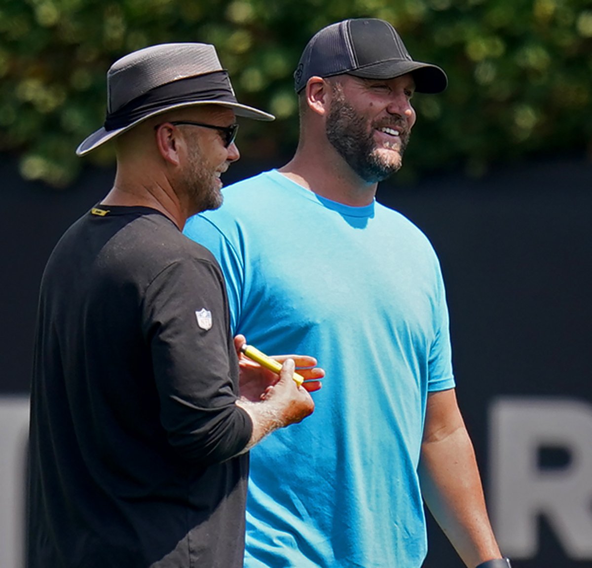 Reunion day for Ben Roethlisberger at practice Wednesday at UPMC Rooney Sports Complex.