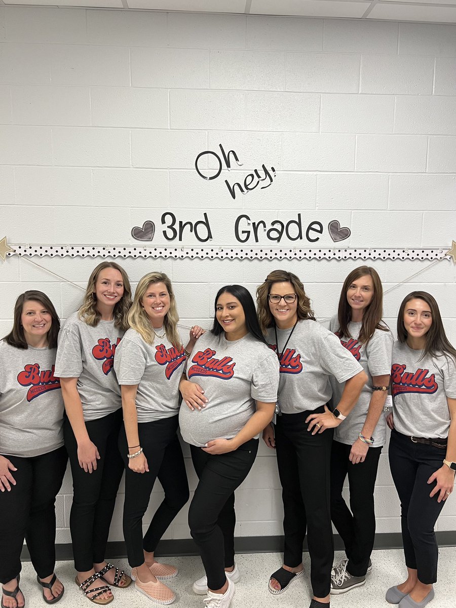 mskatiefowler's tweet photo. Go team! 💃🏻🍎  #McDeedsCreek #3rdGrade https://t.co/gE8fyAbNJ0