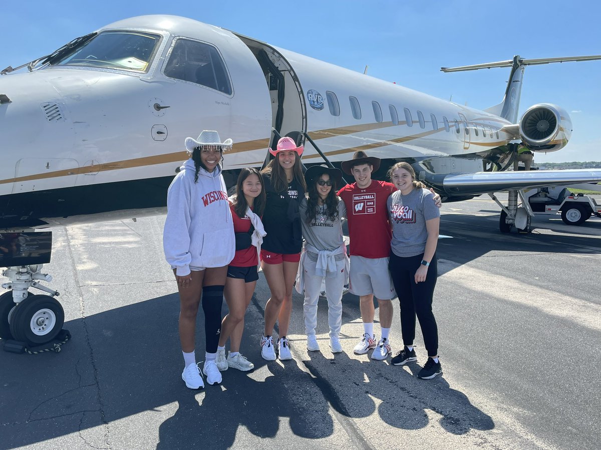 KellyPSheffield's tweet photo. Players and staff who will be taking their first ever charter flight. 1st of 11 during the season. https://t.co/VCmOrp15NV