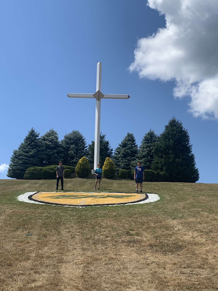 SJRHighSchool's tweet photo. Here's what some of the SJR Exploration campers have to say about their camp experience

"In the 9 days of SJR exploration camp you get to explore the campus, meet staff and students and build relationships that can last a lifetime"
#bestsummerever #GreenKnights #SJRClassof27 https://t.co/NmTFAygGjr