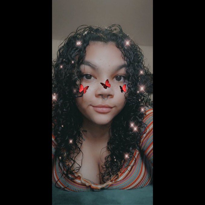 Fuck the hentai, I look cute as hell. #NewProfilePic https://t.co/m9E54IHZzo<a href="/tag/newprofilepic"class="tags">#NewProfilePic</a>