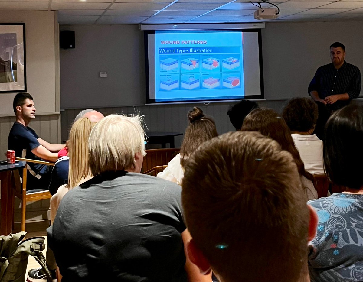 hasnehnhaider's tweet photo. Brilliant by @ThackleyAFC &amp; Co, putting on a freely accessible Wound Management Course this evening - good to see a mix attendees - plenty of students! Great to see. @CarlClifford35 @isfafootball @LEAP_WY @BTHFT https://t.co/IGi4sbSoGs