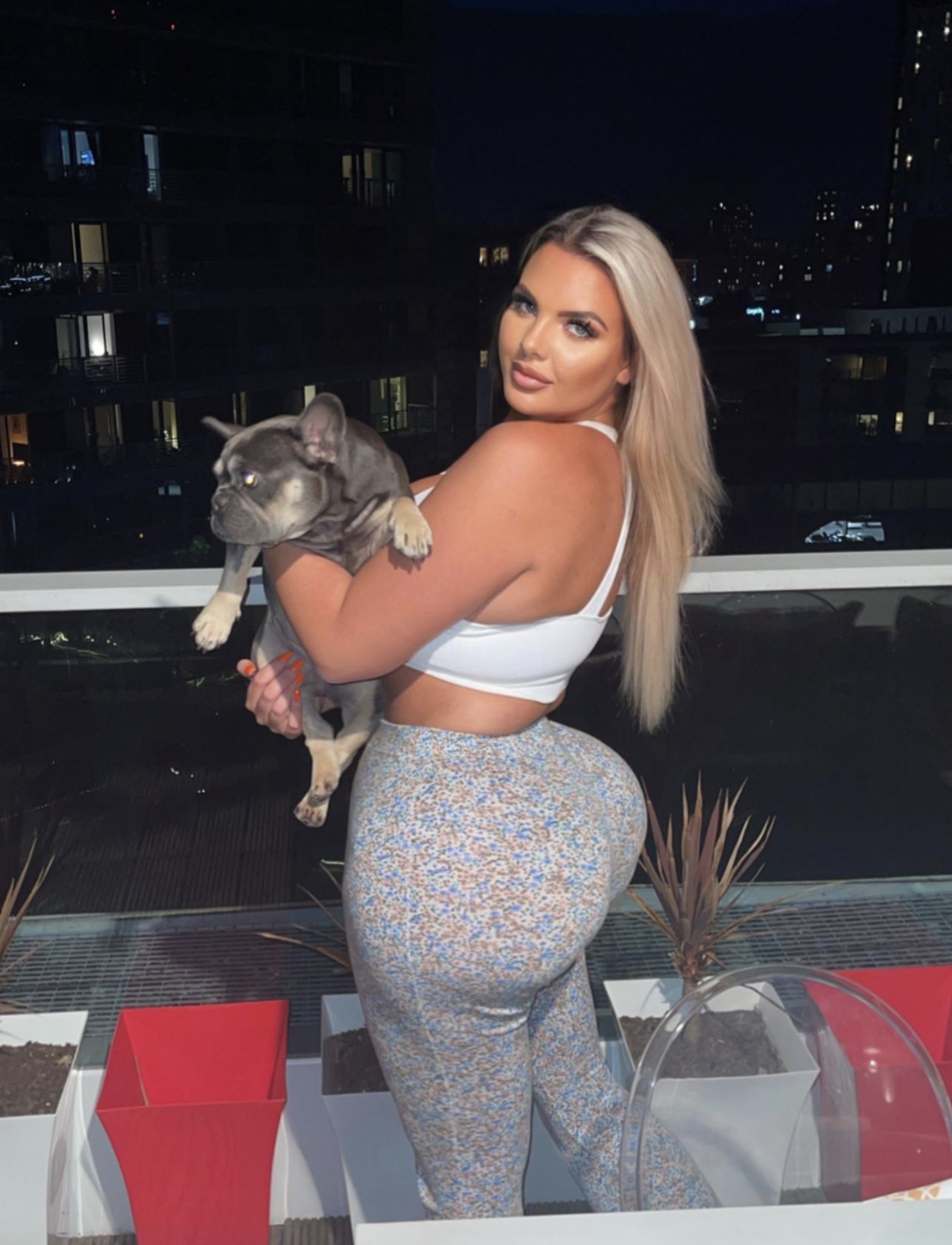 I Only Post Baddies on Twitter: "So I just discovered Victoria Sinclair