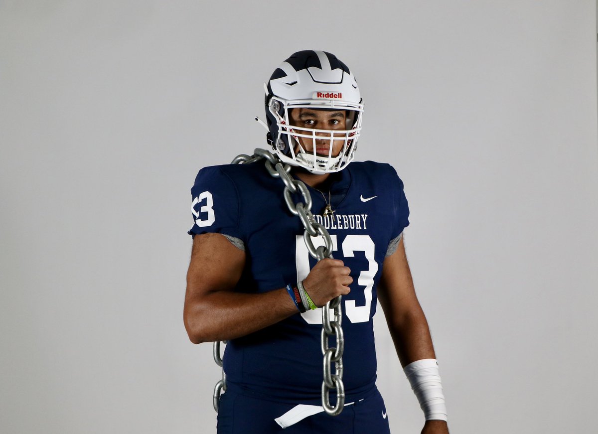 Middlebury Athletics (@middathletics) on Twitter photo First photo day of the 2022-23 year! Had a lot of fun with @middfootball this morning!! #MiddPreseason #MiddFootball First photo day of the 2022-23 year! Had a lot of fun with @middfootball this morning!! #MiddPreseason #MiddFootball
