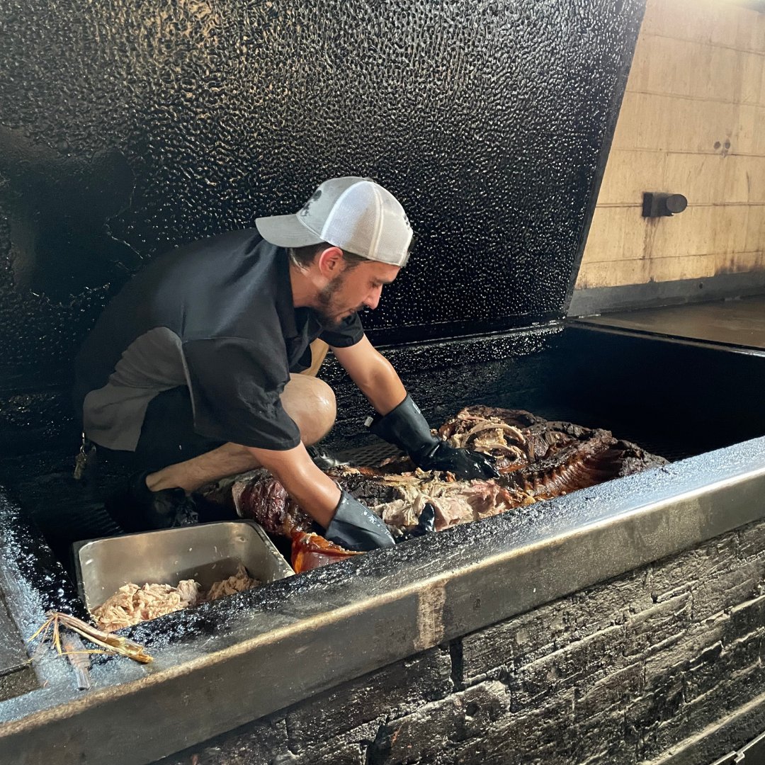 Porchlight has had a busy few weeks! Here’s a sneak peek of what we’ve been up to behind the scenes of a very special project.  Stay tuned…

#commercials #visualcontent #productioncompany #nashvilleproductioncompany #behindthescenes #bts