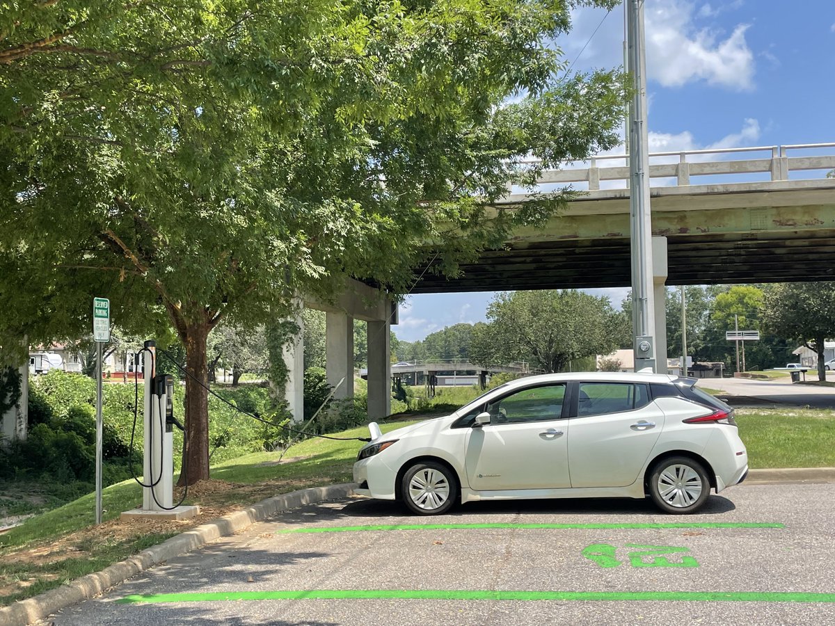 Did you know Downtown Opelika has multiple electric vehicle charging stations? Find them along S. Railroad Ave and at Courthouse Square!
