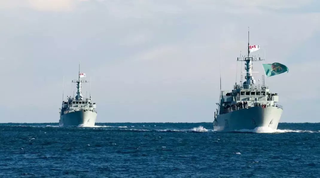 HmcsYellowknife's tweet photo. Contact your unit training department for more details, today!And if you want a career in the @RoyalCanNavy or @NAVRESNAV, contact your local recruiting office or a Naval Reserve Division near you! ⚓ 2/2
#NavResNav #WeTheNavy #Jobs #MyCAF #CAFCareer #SeeTheWorld #JoinUs https://t.co/gIITKR5FLb