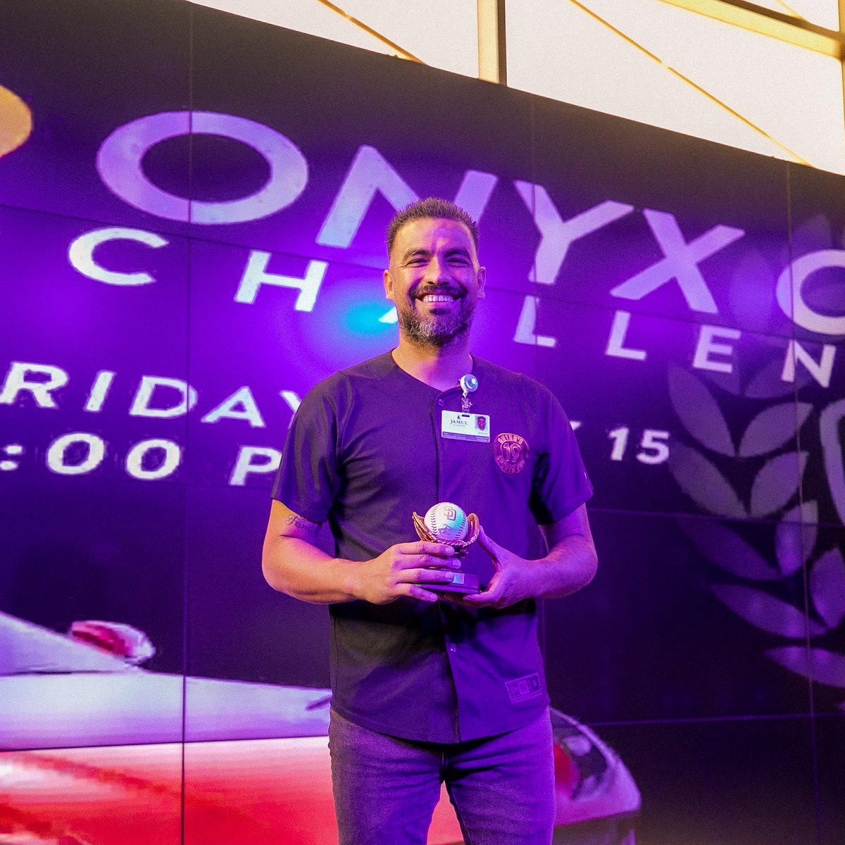 jamulcasinosd's tweet photo. Meet San Diego's Best Server picked by the people in @sdut's Best Of Poll for 2022. We're so proud of Jesus C. for this amazing accomplishment! π Be sure to stop by Tony Gwynn's Sports Pub and there's a good chance you'll see him gleam. Go #TeamJamul! π₯³π https://t.co/uYlHLtadwm