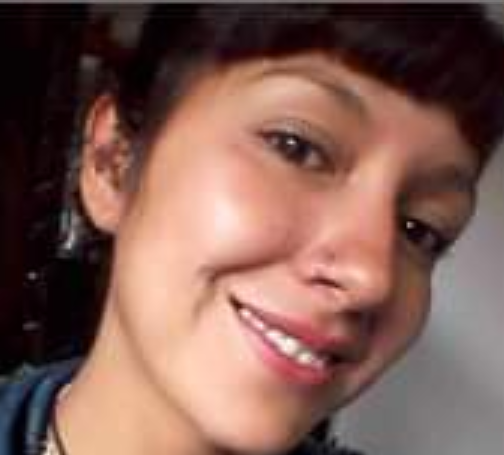 desaparecidaorg's tweet image. Victoria Beatriz Arraya tiene 34 años, desapareció el 17/8 en #Tilcara, provincia de #Jujuy. Es delgada, altura 1,50. Vestía ropa deportiva. Se hizo la denuncia. Por favor compartir, y si la ven avisar #URGENTE al ☎ 388-6860239, o 911