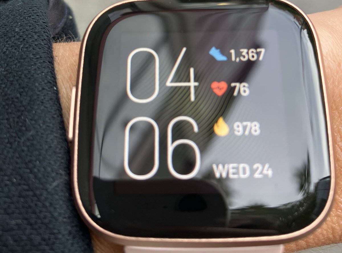 avington_suzann's tweet image. Day 24: #WeActiveChallenge  So tough to get steps up on those desk bound days…#AHPsActive definitely makes me take stock and stride out before the evening routines… still some way to go but feel better for #Movingmore