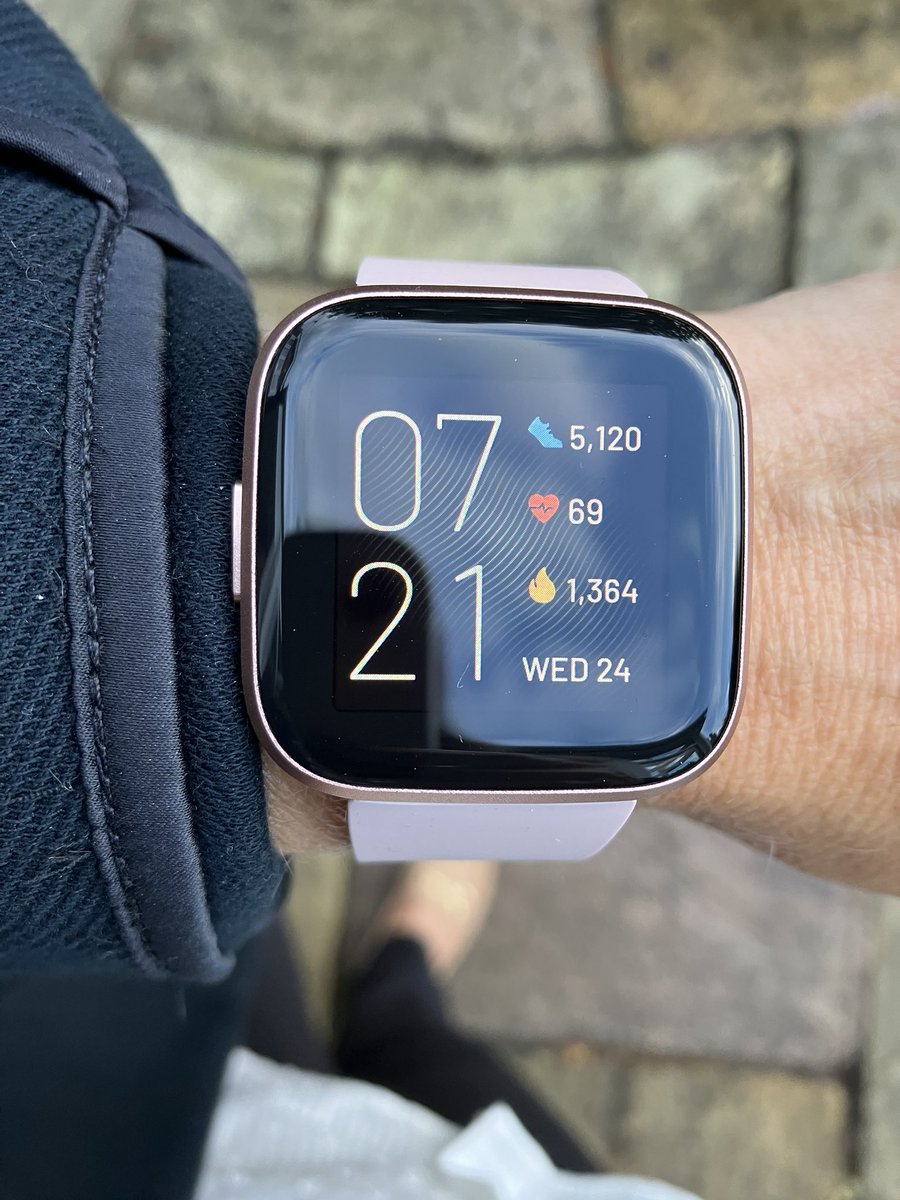 avington_suzann's tweet image. Day 24: #WeActiveChallenge  So tough to get steps up on those desk bound days…#AHPsActive definitely makes me take stock and stride out before the evening routines… still some way to go but feel better for #Movingmore