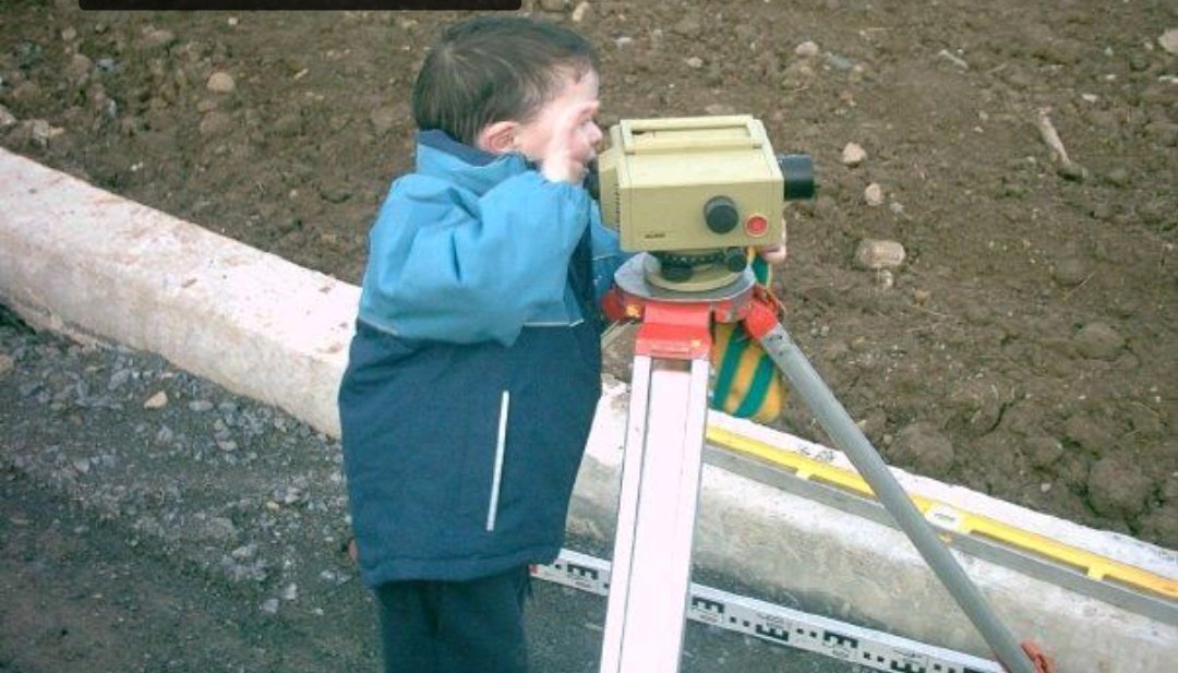 timspud's tweet photo. @EngineeringAtUL @UL @11_ciaran They seem to get younger every year  18 years between photos #CivilEngineering https://t.co/8qBuOMWdSZ