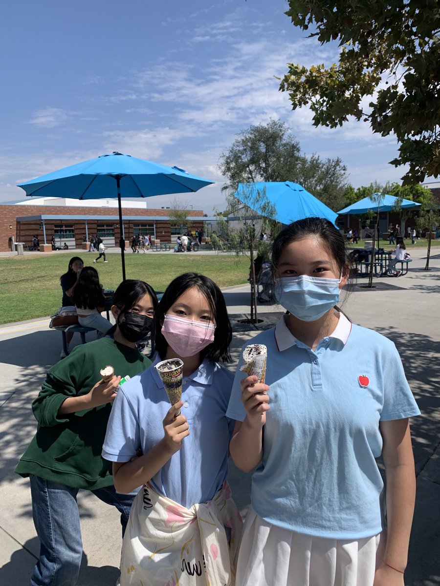 School is cool at South Pointe’s ice cream social. Today we encouraged our students to “chill” at the wellness center!  Panther Pride…It’s everywhere!