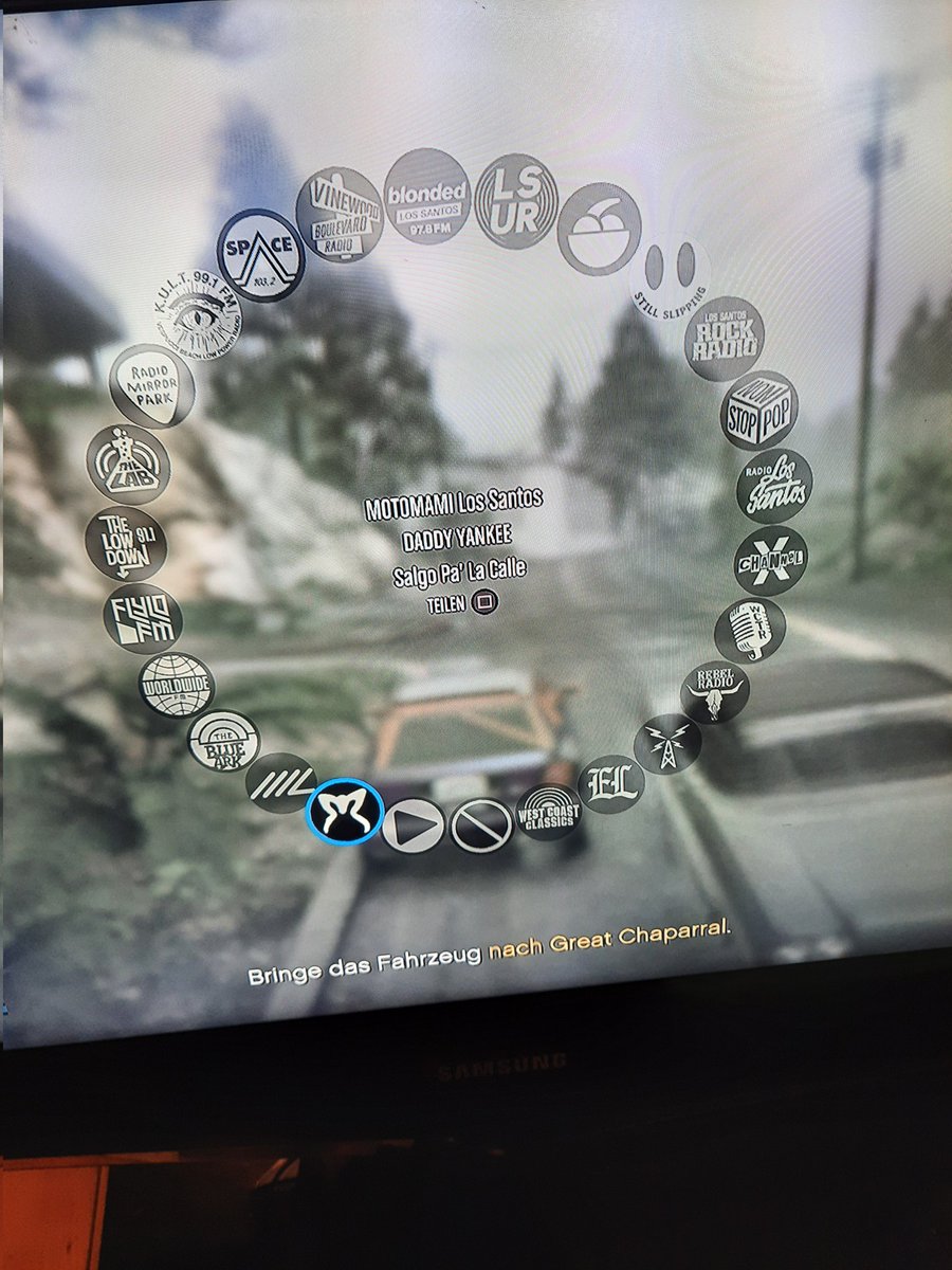 SunnySunShine87's tweet photo. Wenn man sein Lieblingsspiel spielt und einfach der beste Daddy Yankee läuft 😁 #daddyyankee #GTA5 #bestartist #Reggaetonmusic https://t.co/vVOISS67SV
