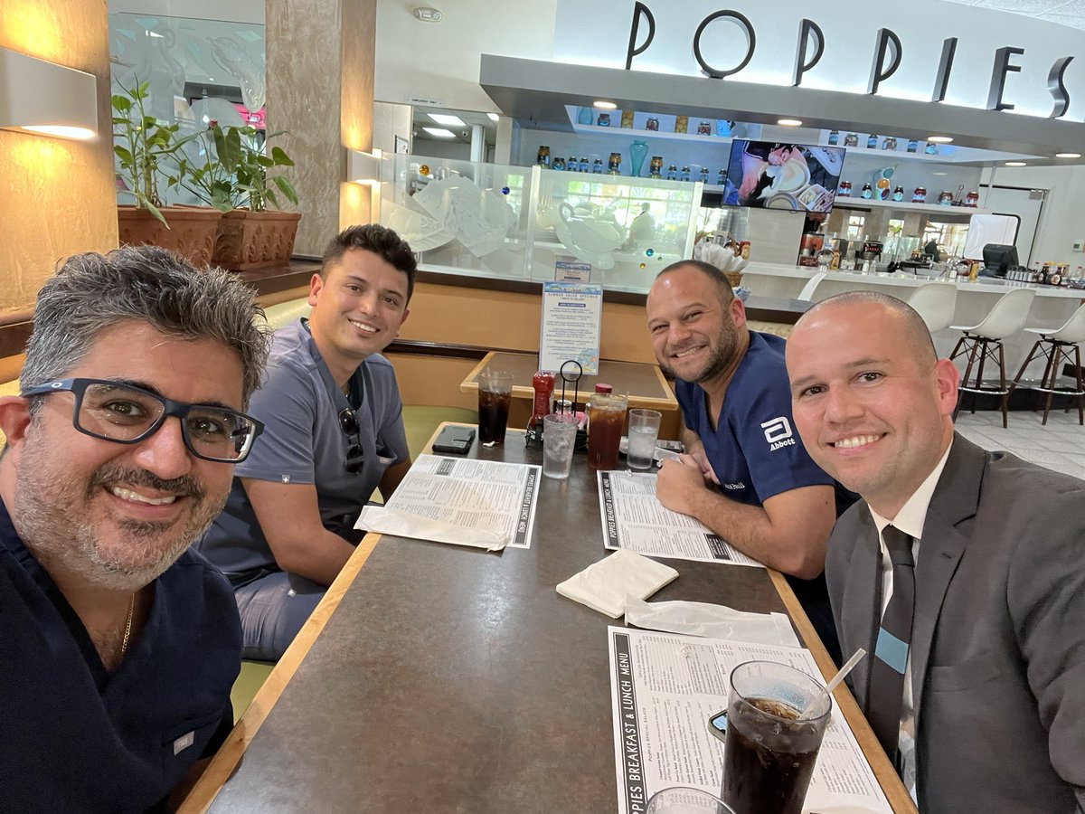 vivasfhrs's tweet photo. Porto Alegre in Delray Beach, FL!! Happy to enjoy the company from Colleagues from South America. #AblateAF @Anibal_Cardio @PauliAndre @JNavar92 https://t.co/NqupJSnWj2