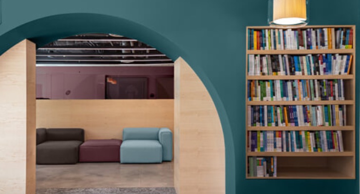 SusanT_HCC's tweet photo. PPG, Glidden Both Select Vining Ivy As 2023 Color Of The Year | Coatings World https://t.co/4fHKK4KoE9 
#Engineering #glidden_paint #STEM #Color! #PPG https://t.co/dEafirLFP2