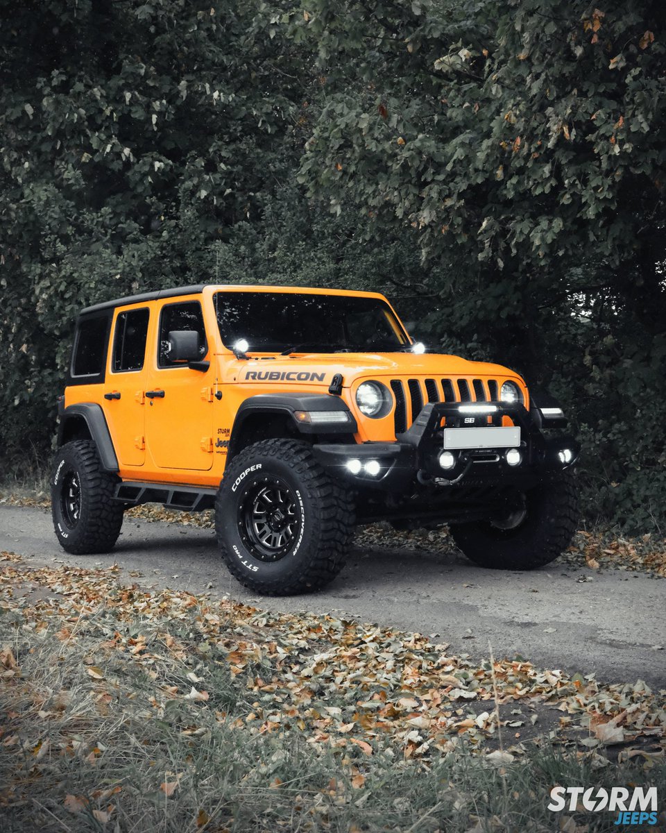 StormJeeps's tweet photo. Another Nacho JL Rubicon out the workshop this week.
01482 666491
https://t.co/TVQa4XbAP8  

#nachojeep #nacho #stormjeeps #procomp #smittybilt #coopertires #orange #jeepuk https://t.co/qJHQDScL4N