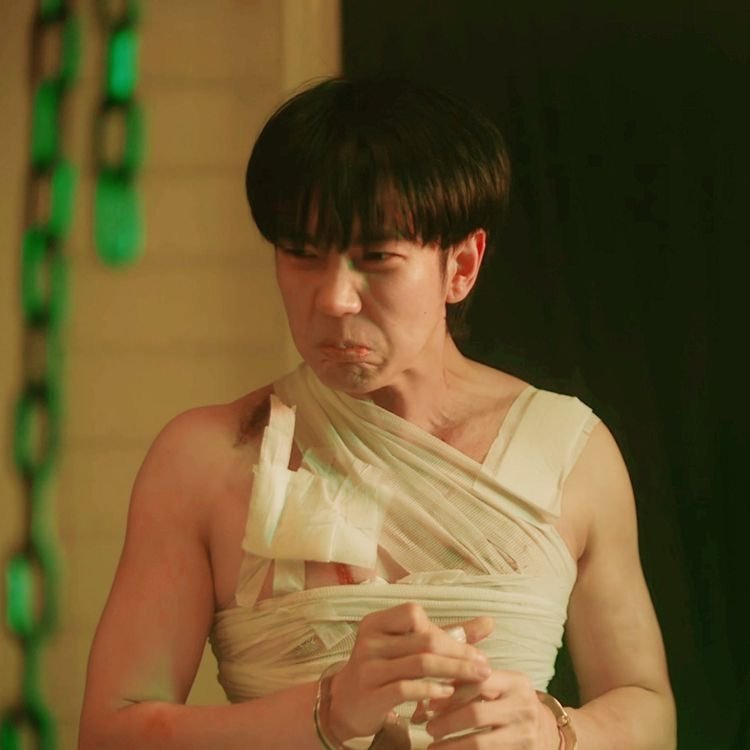 drama area ๐จ๐ tweet media