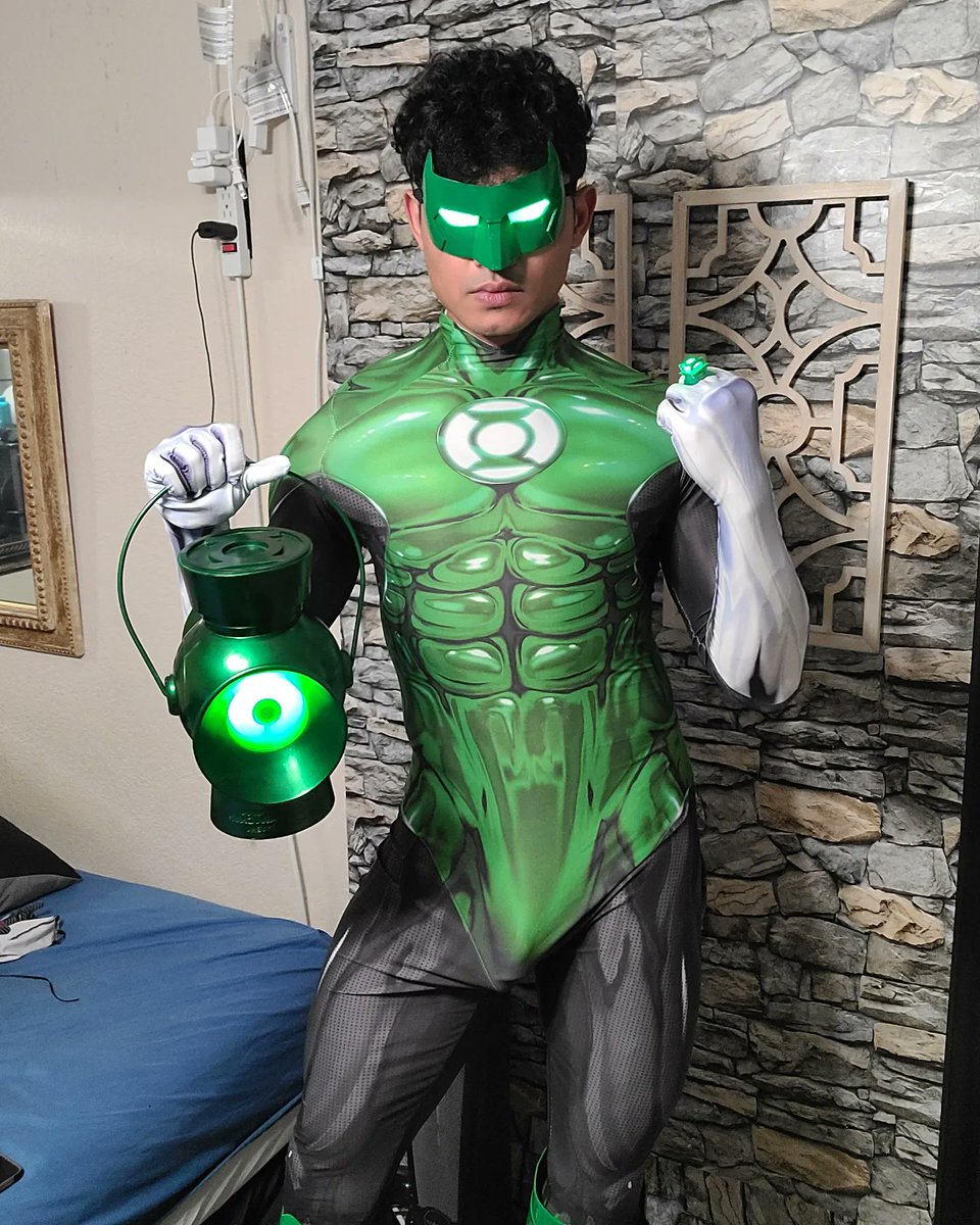 TimcangJr's tweet image. Will Power! Whats ur lantern Color?
