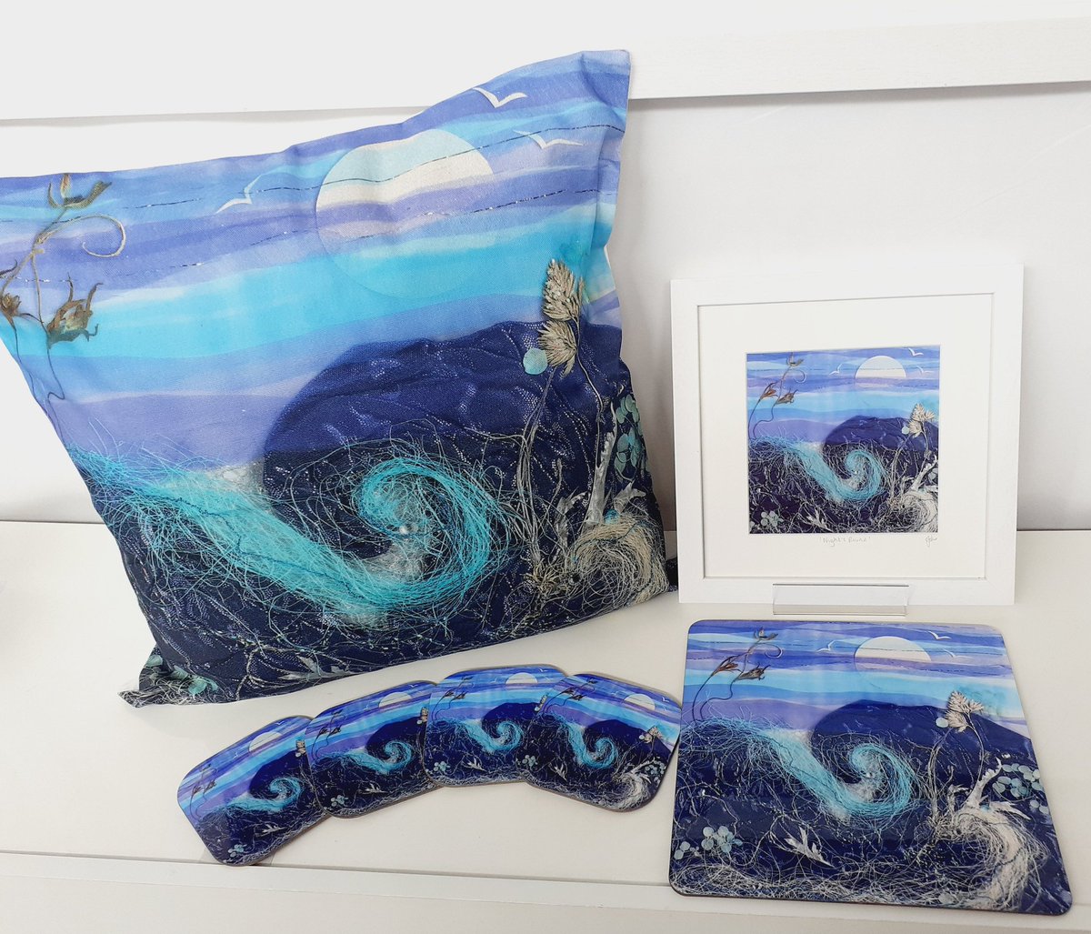 I'm really pleased with the service I got from <a href="/HeadlandPrinter/">Headland Printers</a> (prints) Perfect Pictures Penzance (coasters and placemats) and frame made by StableArt Bodmin. All my artwork Design NIGHTS ROUND. 
susanfowler.co.uk 
#cornwallhour