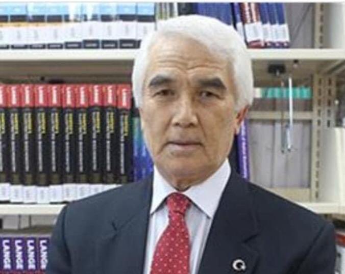 Çok üzgünüm.... Türkiye saygın bir bilim insanını, Ülkücüler, kıymetli ağabey ve hocalarından birini daha kaybettiler...Prof. Dr. A. Kadir DONUK hocama, ağabeyime rahmet diliyorum. Ruhu şad mekanı cennet olsun. Dualarımız onunla....