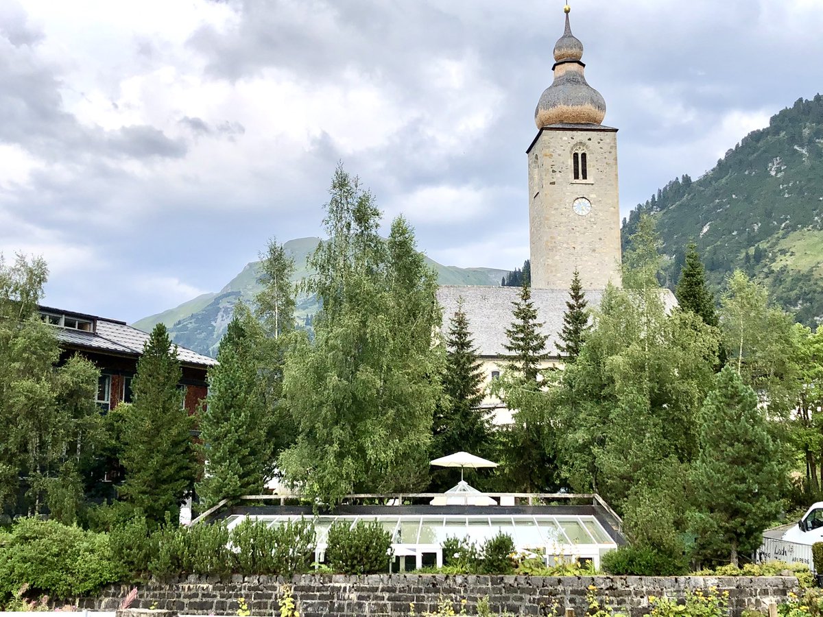 edalmea's tweet photo. Le #Alpi di #Lech regalano bellissimi scorci sia in valle che in quota. #Arlberg #Austria #travel #viaggiare @NonSoloTuristi @viaggiatori @vacanzeaustria https://t.co/QkQbWmCYsp