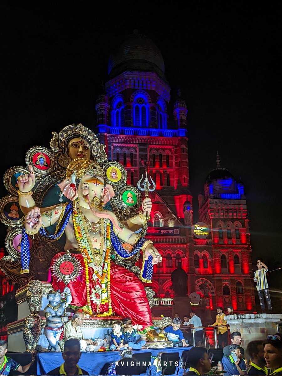 yogeshrwaghela's tweet photo. भव्यदिव्य रूप तुझे उजळे चारो दिशाना
Shree Avighna Arts ©
#Avighnaarts #FortchaRaja
#things2doinmumbai #ganpatibappamorya_ #indianphotography #maharashtra_ig #indiapictures #photographers_of_india #hindu #marathi #maharashtra_desha #mumbai #konkan #kokan #pune #maharashtra https://t.co/F1zDFVgyGl