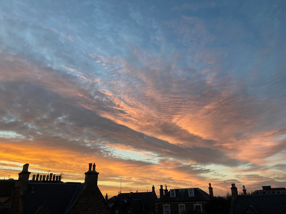 mr3pots's tweet photo. #sunset #beauty #scotland #wonderfulworld #naturephotography #scottishsky #colour #seaandsun #firth #mellow #reflection #sunsetsofinsta https://t.co/SABvRmeVqd
