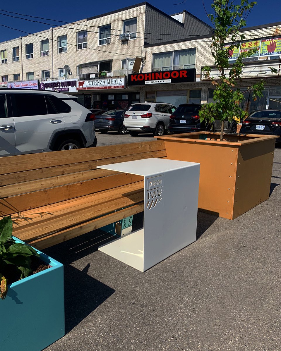 New installation of plaza pops located at 2627 Islington Ave 
-
Be on the watch for scaffold and shade coming soon !!

#albionislingtonsquare #albionislingtonbia #plazapops #bench #shade #toronto #summer #rest #parkinglot #rexdale #etobicoke #table