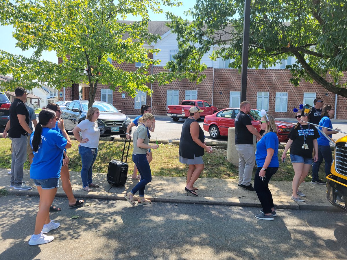 Lindsey Avara tweet media