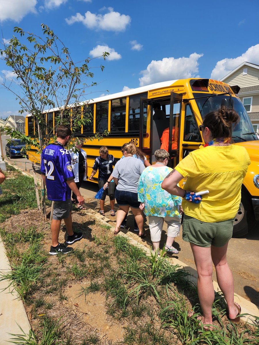 Lindsey Avara tweet media