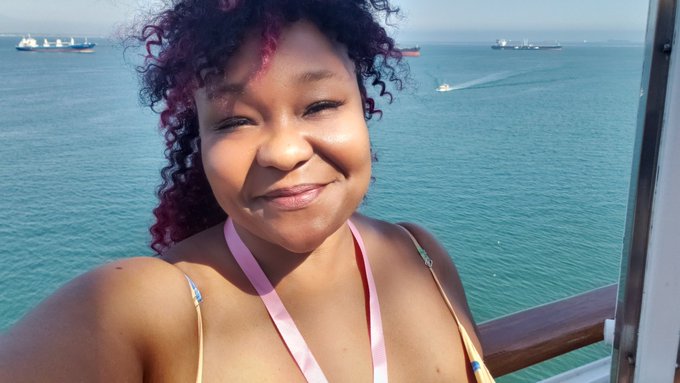 A purrmaid in her element. My cruise was so much fun. I am addicted. Carnival Radiance was a great ship<a href="/tag/thickandsexy"class="tags"><span>#thickandsexy</span></a>