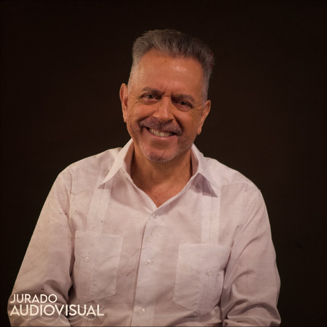 macspucmm's tweet photo. JUAN LA MUR📖
¡Conoce 3 datos de nuestro jurado!

1. Escritor y Productor de TV 
2. Docente de la Escuela de Comunicación 
3. Actor en innumerables películas del país. https://t.co/PckVZpnlbt