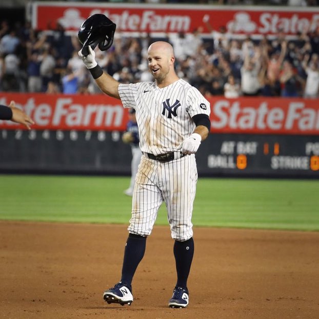 Happy birthday Brett Gardner!!!! 