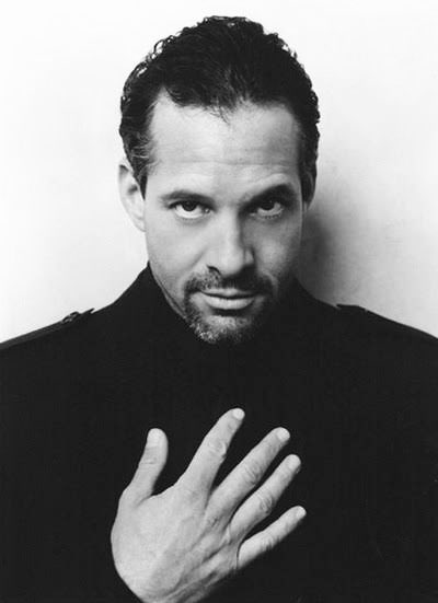 Happy birthday Steve Guttenberg. My favorite film with Guttenberg is Diner. 