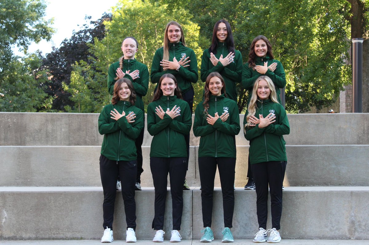 cmueaglesXCTF's tweet photo. 2022 CMU Women’s XC Team 
#EarnYourWings https://t.co/O1EvEQH9T2