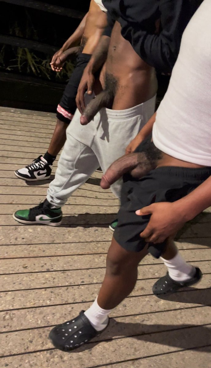 Low215DL's tweet photo. Who outside? Retweet https://t.co/ZVXIeeQ0dA