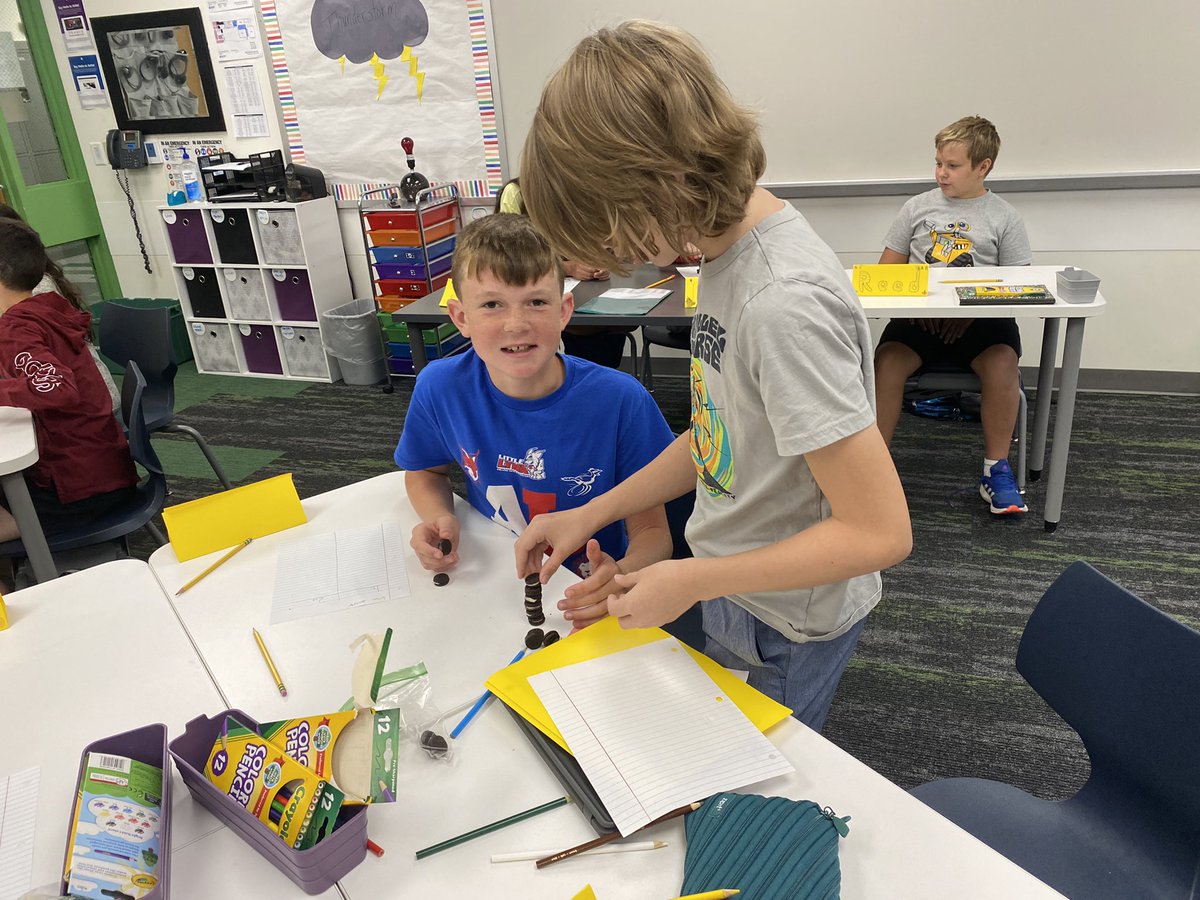 pmatuszeski's tweet photo. Practicing expectations for working in small groups and worked on finding the mean by building Oreo Towers. Math is fun! @CBCommSchools @Kirn_MS https://t.co/99mpgpV00K