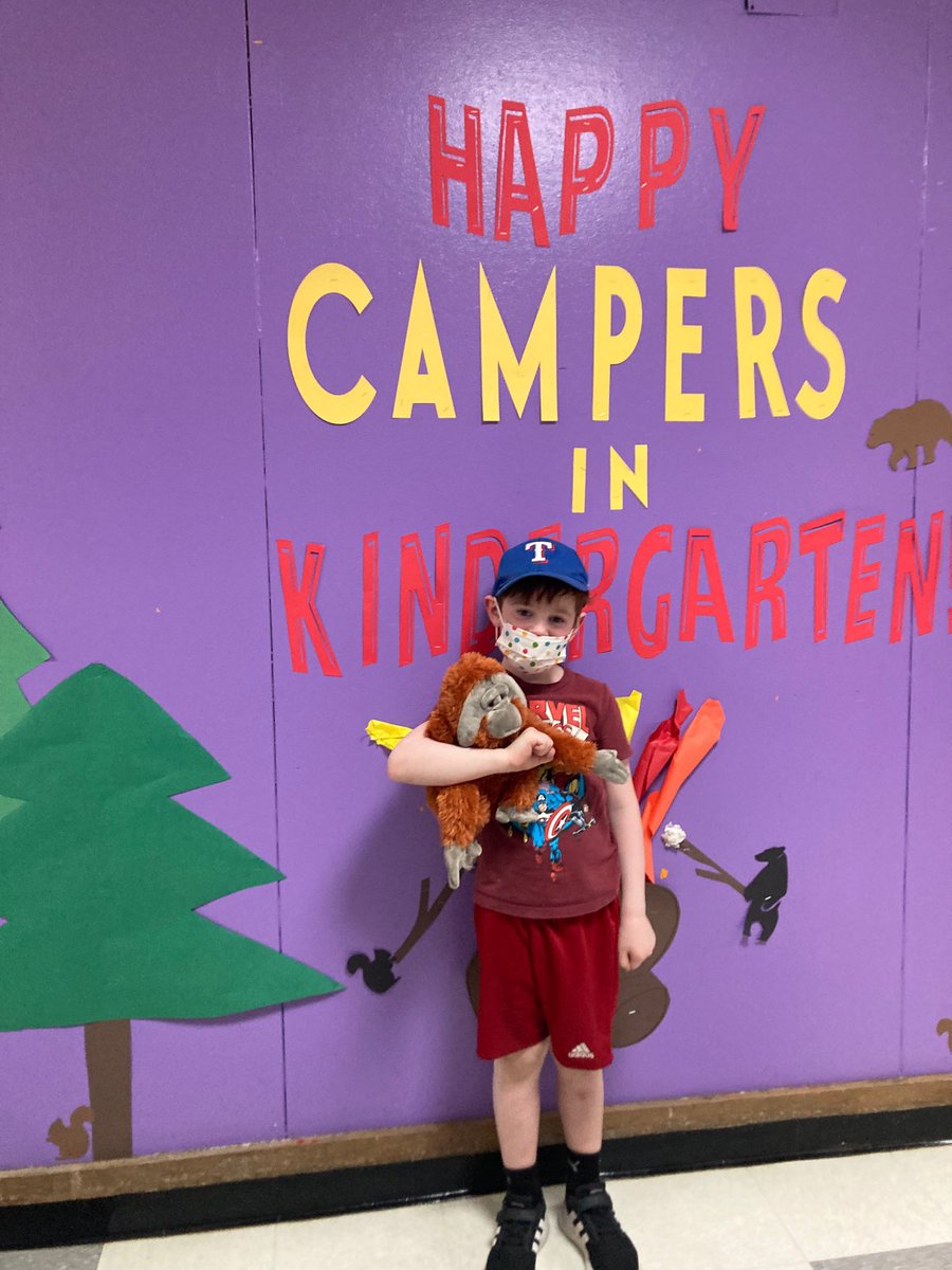 HolmesKinder's tweet photo. @OakPark97 Loved meeting our Happy Campers on Tuesday! Bring on the adventure! #holmeshawks https://t.co/bS4j2dnm7h